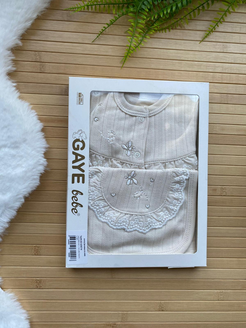 Kız Bebek Pamuklu 0-3 Ay  ARILI KALPLİ 5'li Hastane Çıkış Seti